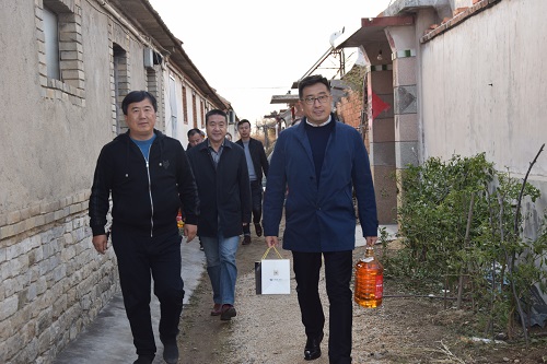 莱州市人大代表  莱州中泰公司董事长总经理李杰同志于2018...